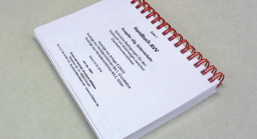 Das ,,Handliche" Handbuch AVV, Allg. Güterverkehr" mit Spiralbindung Stand: 01.01.2026 lieferbar Ende Januar (nach offizieller Herausgabe des Verbands)